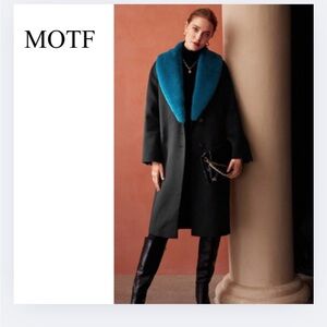 MOTF Black Coat with Teal Collar sz L